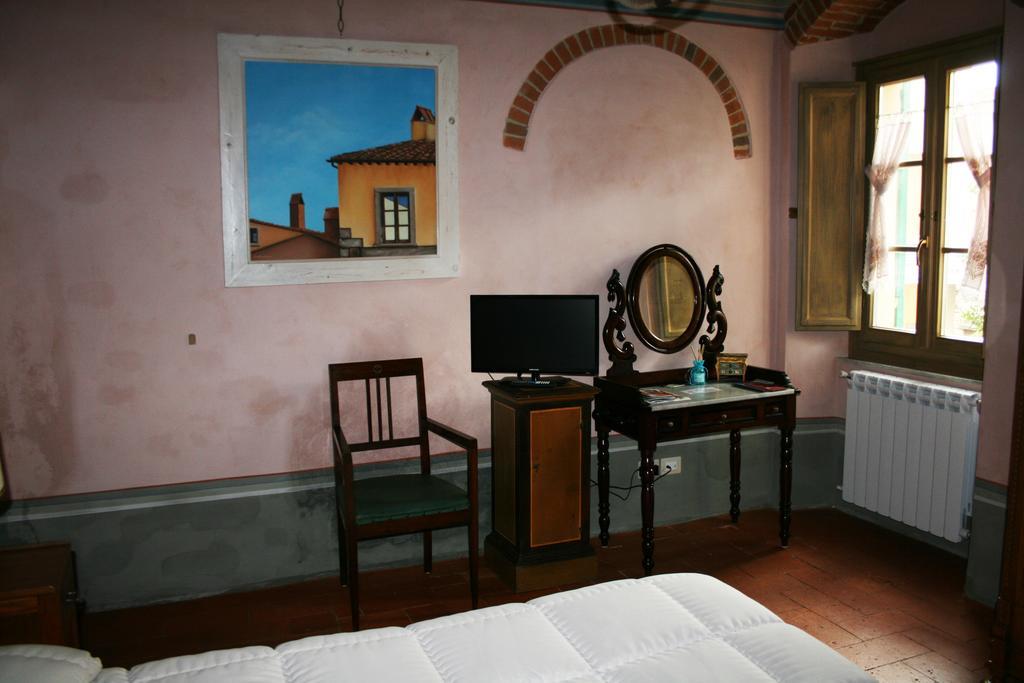 Residenza Fra Le Torri - Charme & Art Gallery Home أريتسو المظهر الخارجي الصورة