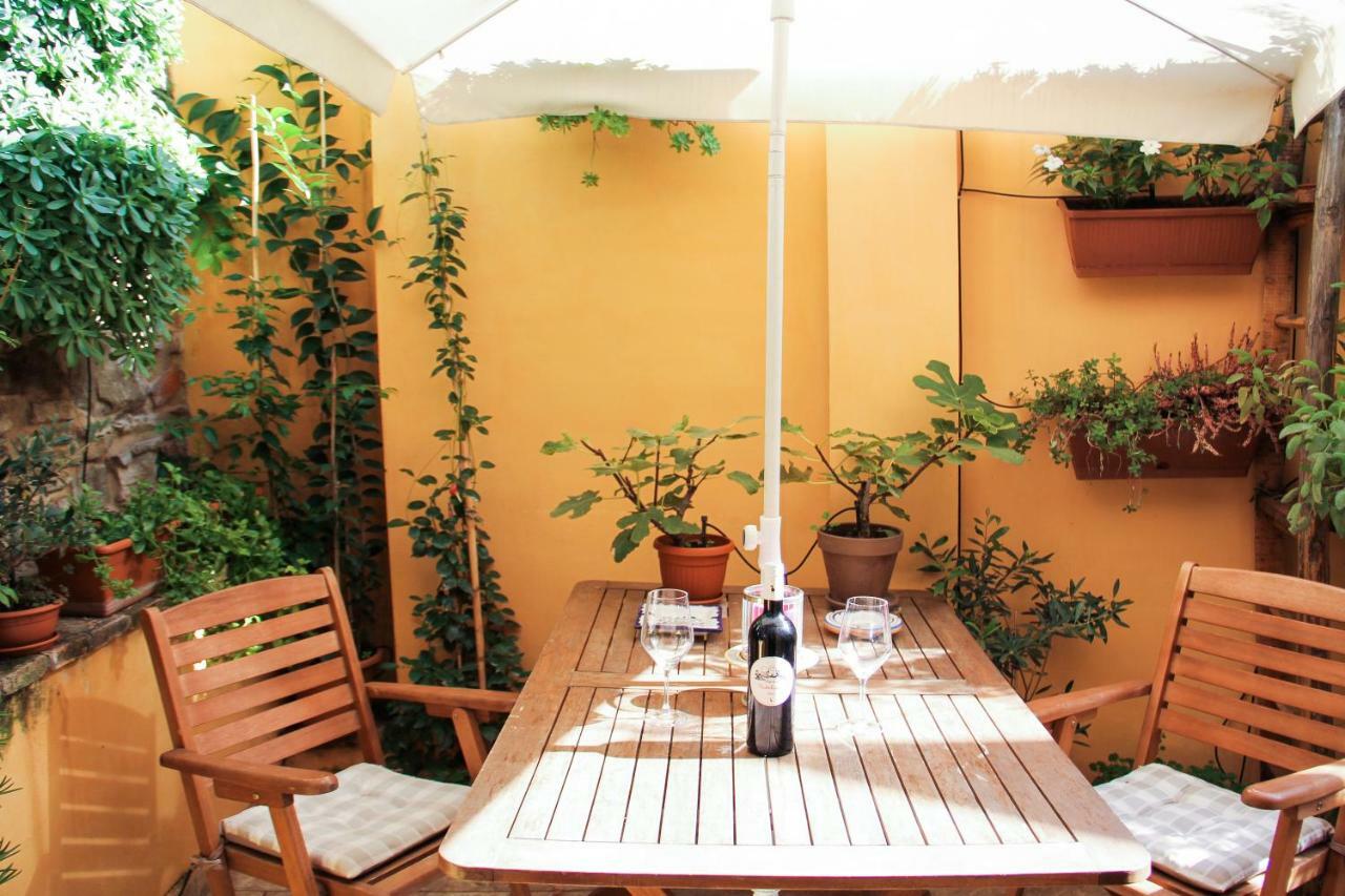 Residenza Fra Le Torri - Charme & Art Gallery Home أريتسو المظهر الخارجي الصورة