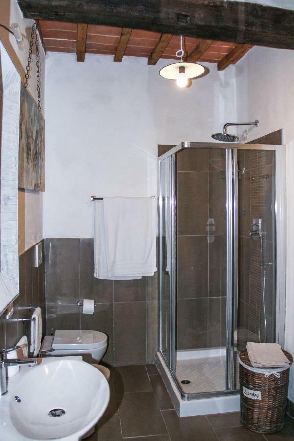Residenza Fra Le Torri - Charme & Art Gallery Home أريتسو المظهر الخارجي الصورة