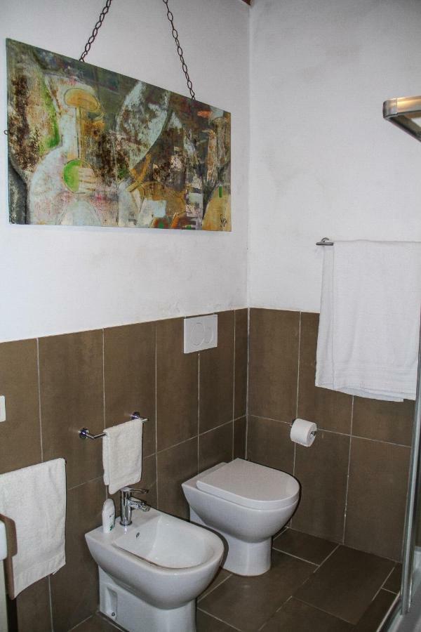 Residenza Fra Le Torri - Charme & Art Gallery Home أريتسو المظهر الخارجي الصورة